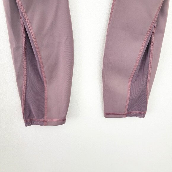 Lululemon Train Times Pant 25" in Frosted Mulberry 6 - Picture 7 of 8